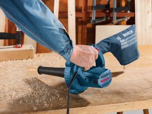 Bosch Professional GBL 800E Üfleyici